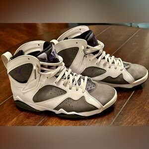 NIKE- AIR JORDANS- Retro 7’s